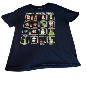 Nintendo Men's multi T-shirt‎